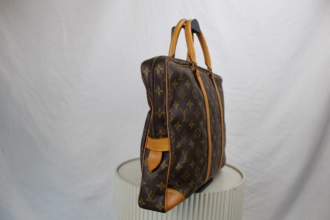 Louis Vuitton Porte Documents Voyage