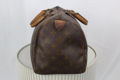 Louis Vuitton Speedy 30
