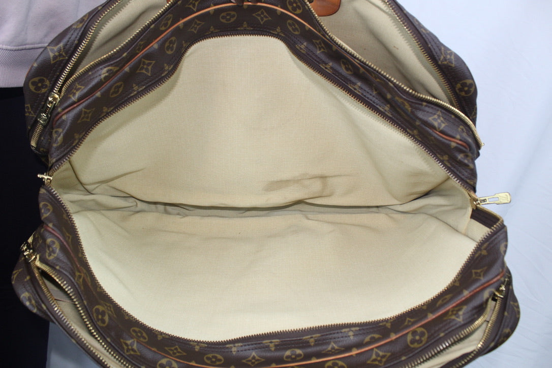 Louis Vuitton Sirius 55