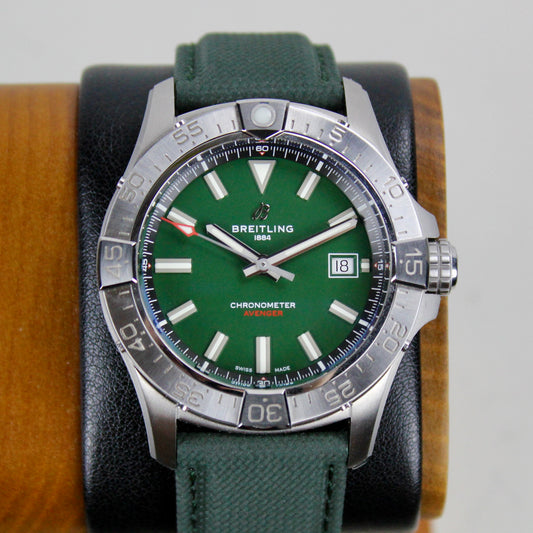 Breitling Avenger 42 - A17328 - Green