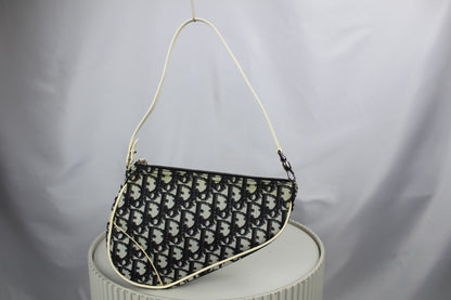Christian Dior Saddle Pouch