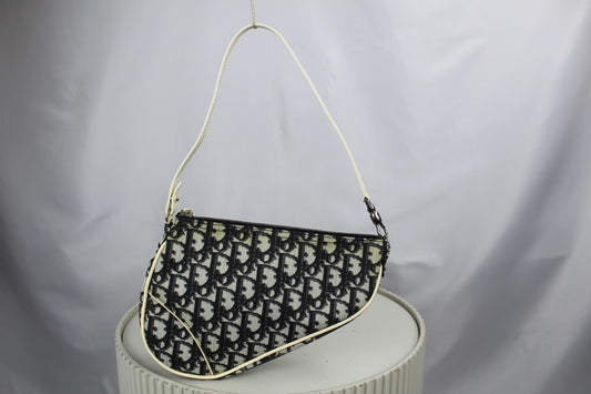 Christian Dior Saddle Pouch