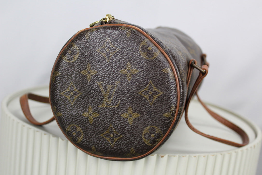 Louis Vuitton Papillon 26