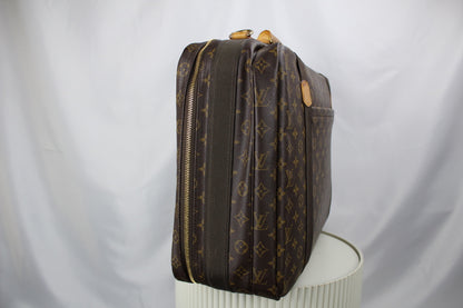 Louis Vuitton Satellite 53