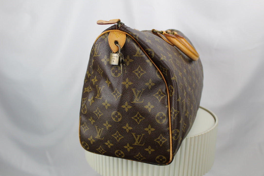 Louis Vuitton Speedy 40
