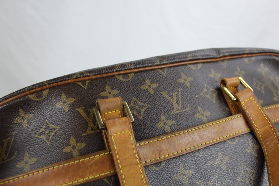 Louis Vuitton Porte Documents Pegase