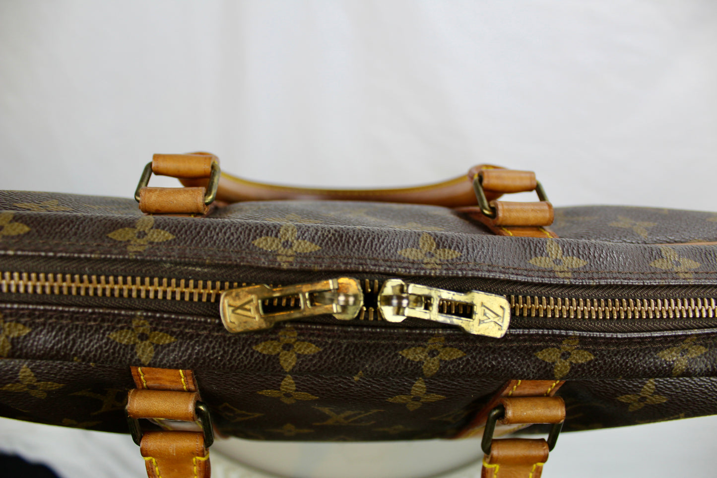 Louis Vuitton Porte Documents Voyage