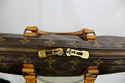 Louis Vuitton Porte Documents Voyage