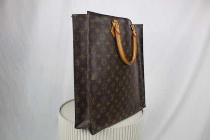 Louis Vuitton Sac Plat