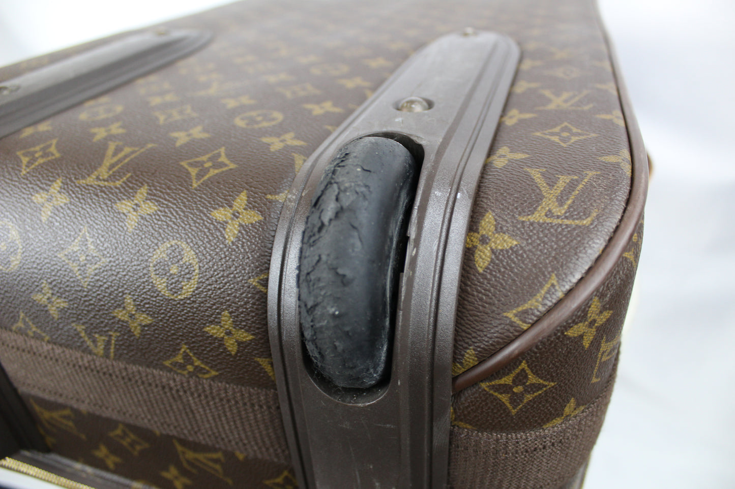 Louis Vuitton Pegase 55
