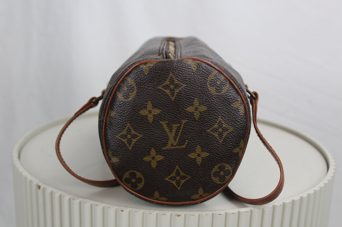 Louis Vuitton Papillon 26