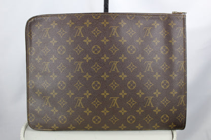 Louis Vuitton Pochette Documents