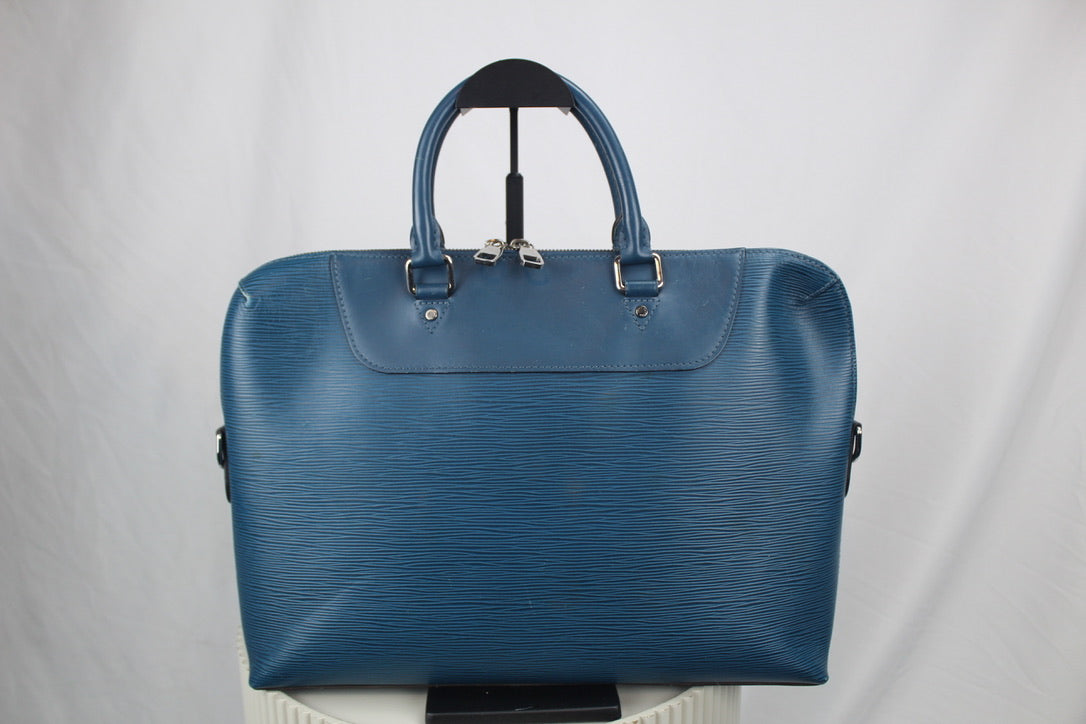 Louis Vuitton Porte Documents Azure Blue