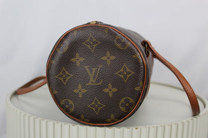Louis Vuitton Papillon 26