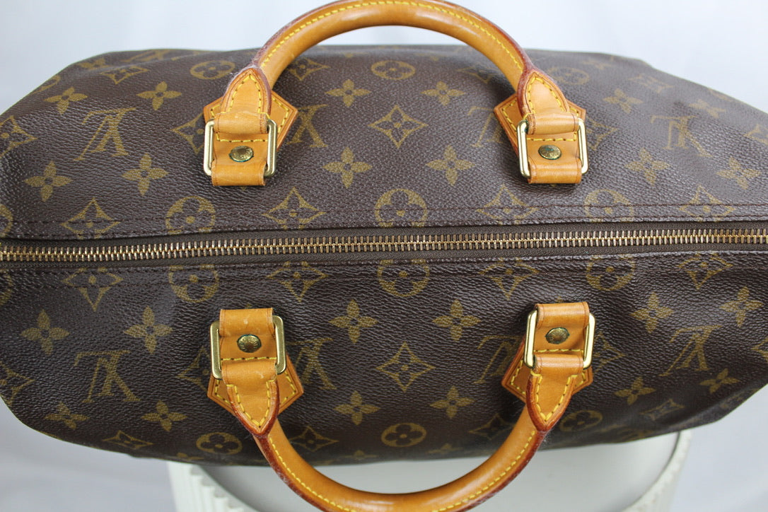Louis Vuitton Speedy 35