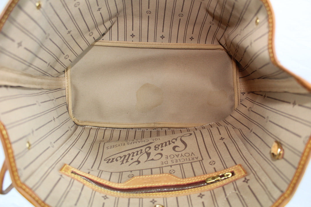Louis Vuitton Neverfull MM