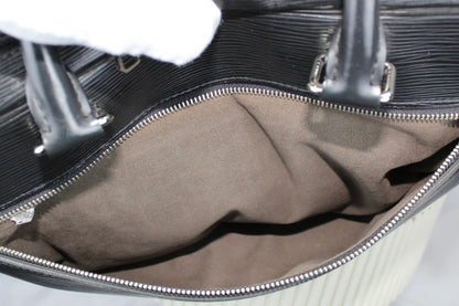 Louis Vuitton Porte Documents Epi