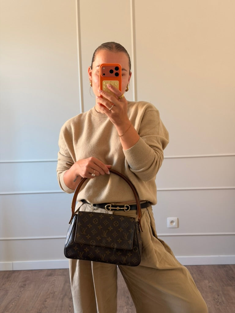 Louis Vuitton Mini Looping
