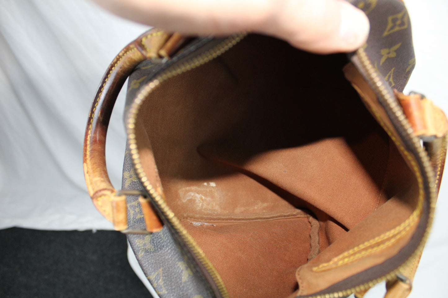 Louis Vuitton Speedy 25