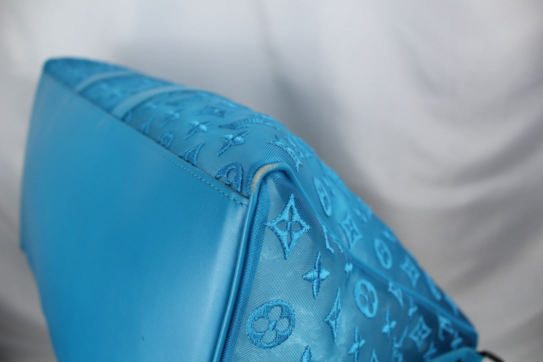 Louis Vuitton Keepall 50 Triangle