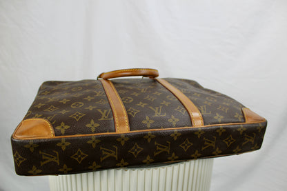 Louis Vuitton Porte Documents Voyage