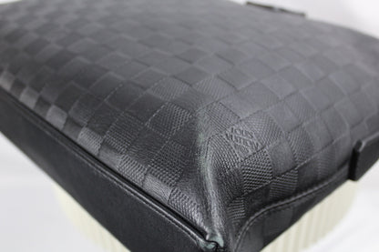 Louis Vuitton Porte Documents Voyage Onyx