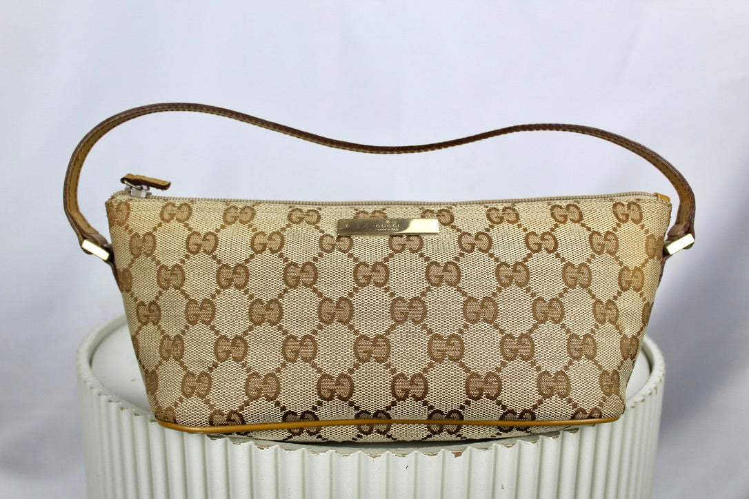 Gucci Boat Pochette