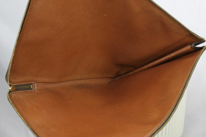 Louis Vuitton Poche Documents