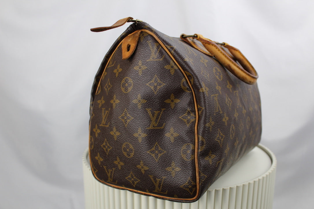 Louis Vuitton Speedy 30