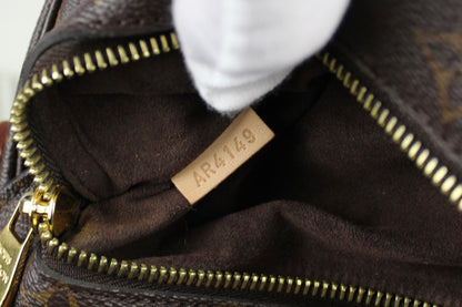 Louis Vuitton Pochette Metis MM