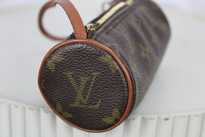 Louis Vuitton Papillon 30 with pouch