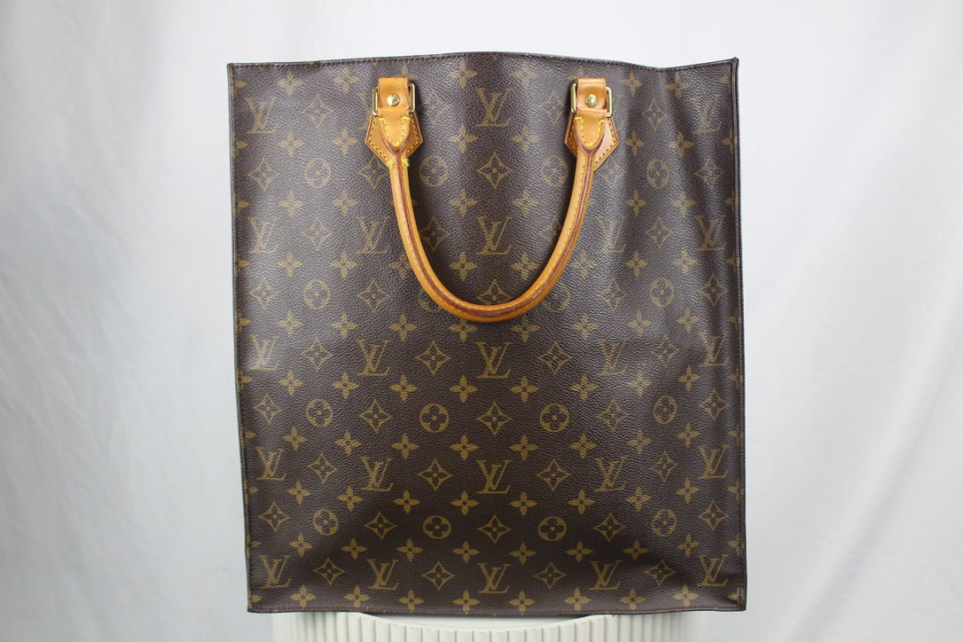 Louis Vuitton Sac Plat