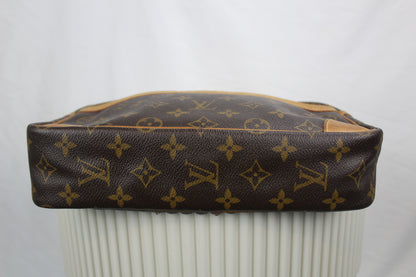 Louis Vuitton Compi 28