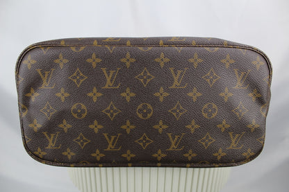 Louis Vuitton Neverfull MM