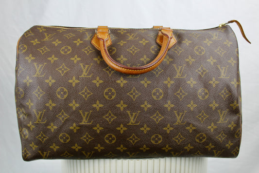 Louis Vuitton Speedy 40