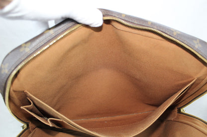 Louis Vuitton Porte Documents Pegase