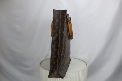 Louis Vuitton Sac Plat