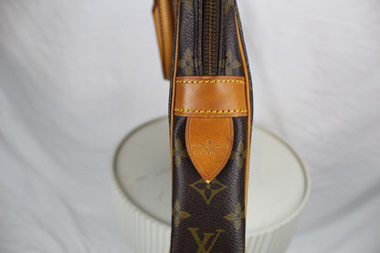 Louis Vuitton Porte Documents Voyage