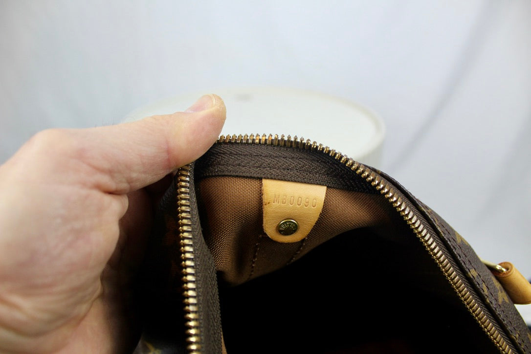 Louis Vuitton Keepall 55 Bandouliere