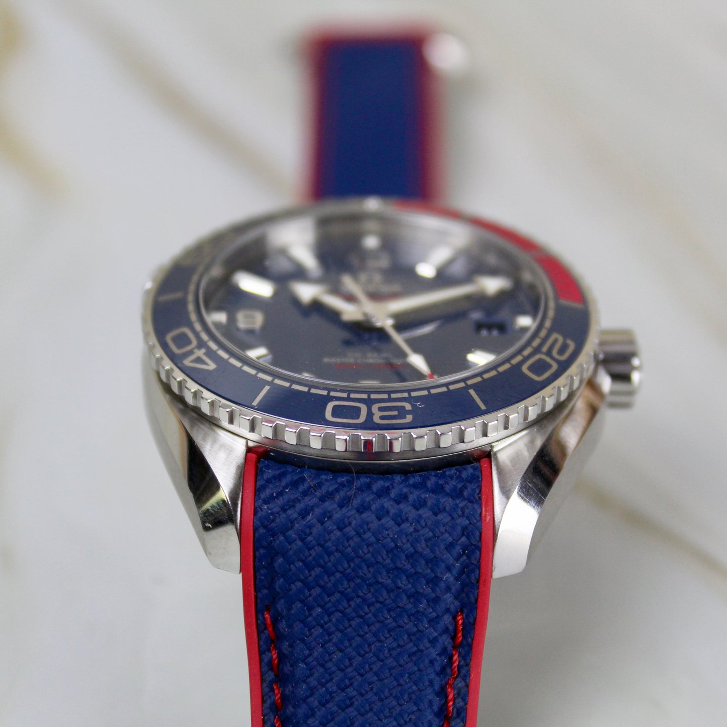 Omega Seamaster Planet Ocean - 522.32.44.21.03.001