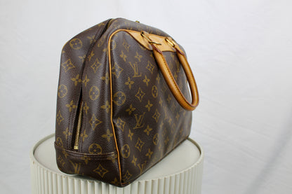 Louis Vuitton Deauville