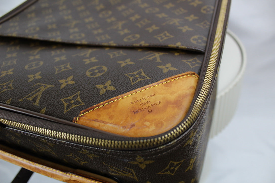 Louis Vuitton Pegase 45