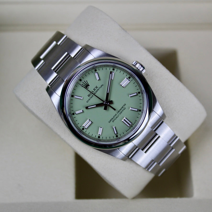 Rolex Oyster Perpetual - 126000