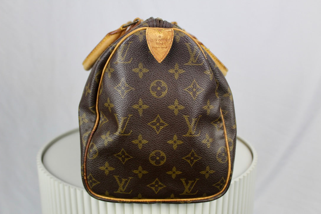 Louis Vuitton Speedy 30