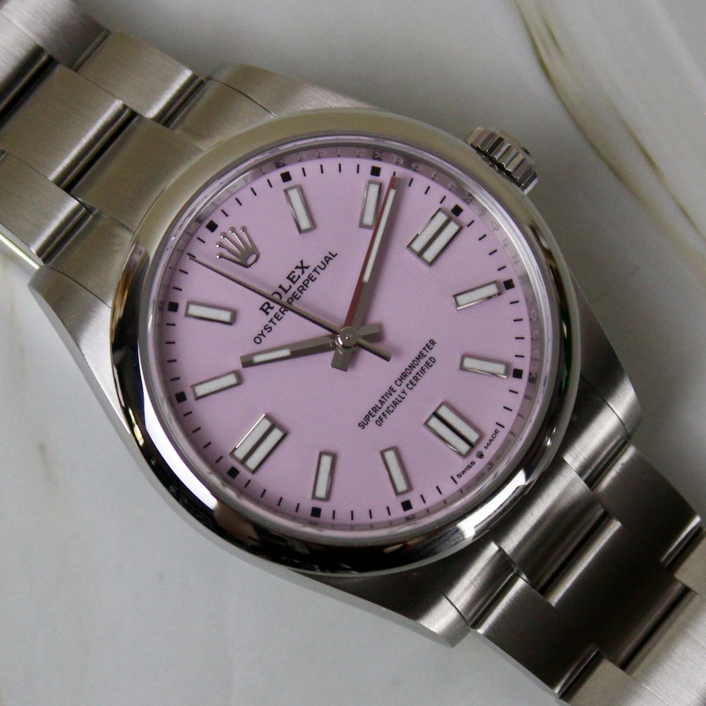 Rolex Oyster Perpetual 41 - 134300 - Candy Pink