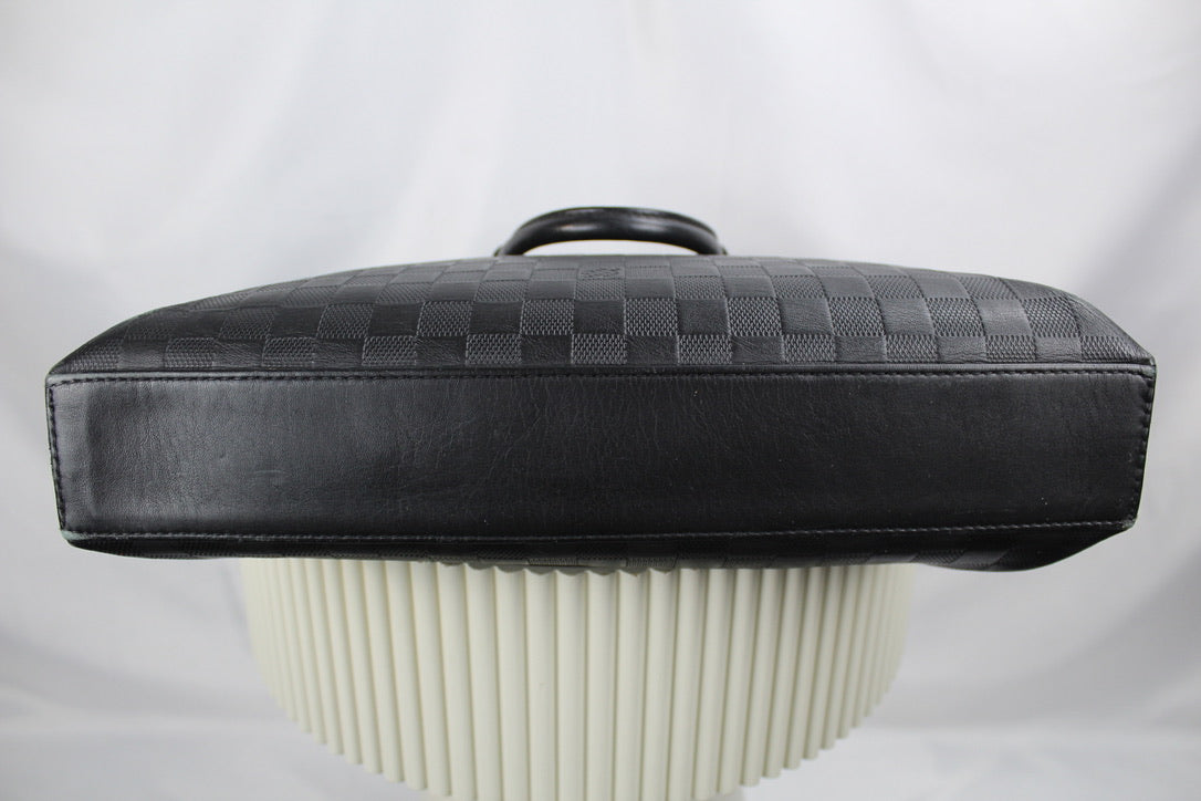 Louis Vuitton Porte Documents Voyage Onyx