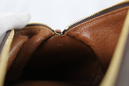 Louis Vuitton Papillon 30 with pouch