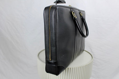 Louis Vuitton Porte Documents Epi