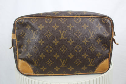 Louis Vuitton Compi 28