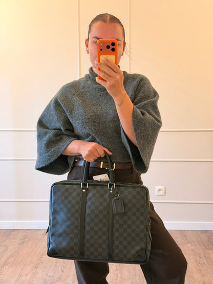 Louis Vuitton Porte Documents Voyage